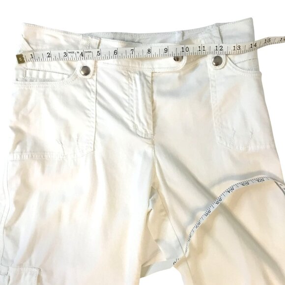 WHITE HOUSE BLACK MARKET Women's White Cargo Capri Pants Utility Cotton Size 4 - Picture 3 of 8